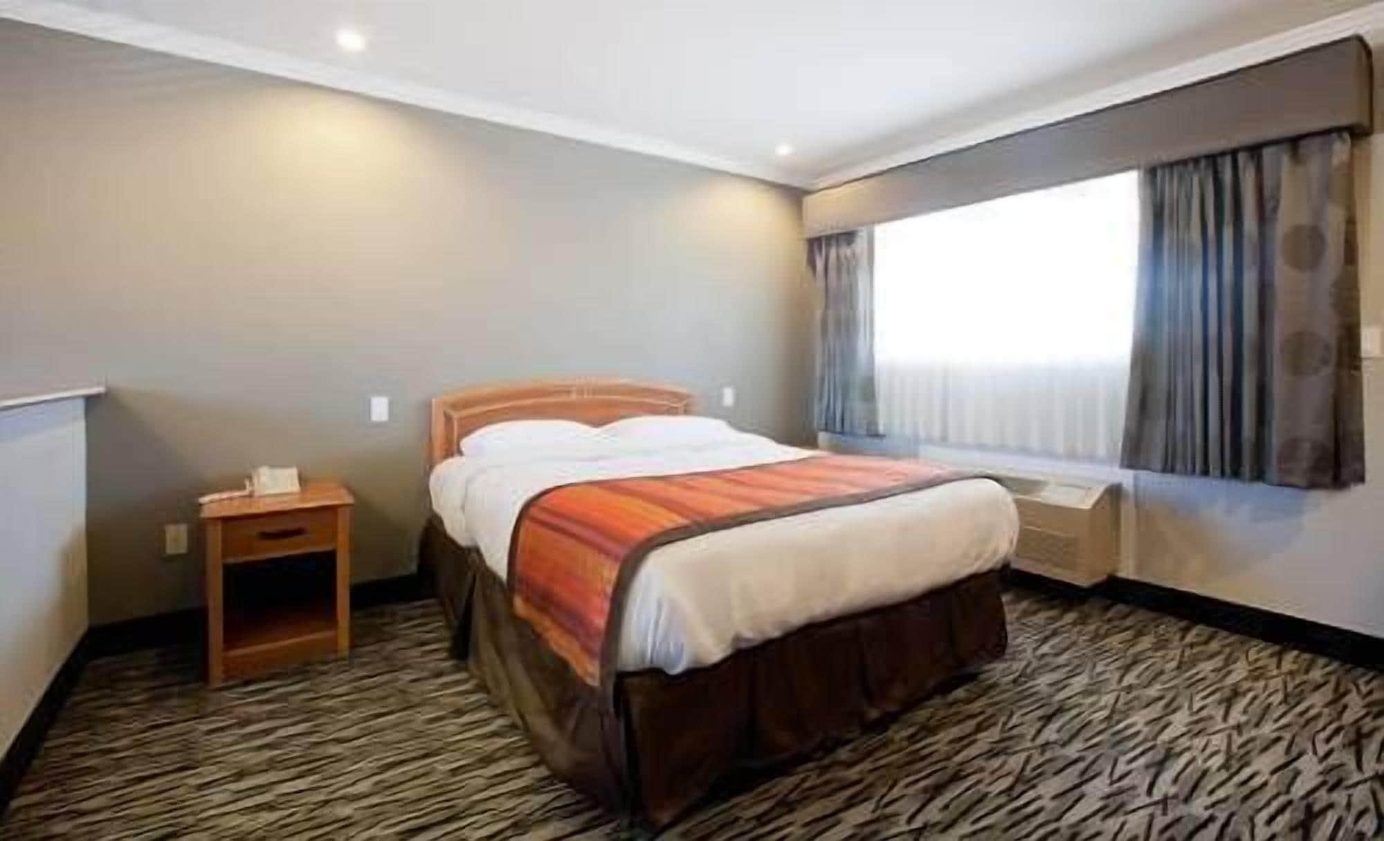 Hotel Parmani Palo Alto Buitenkant foto